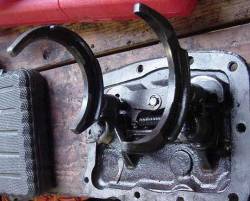 Side Cover & Shift Forks ready to install