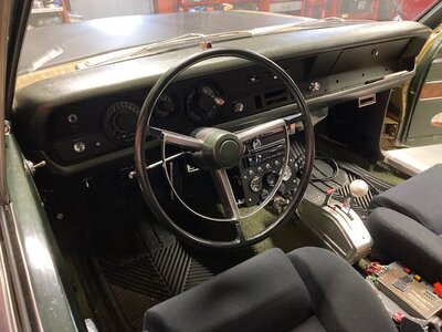 Steering Wheel OE.jpg